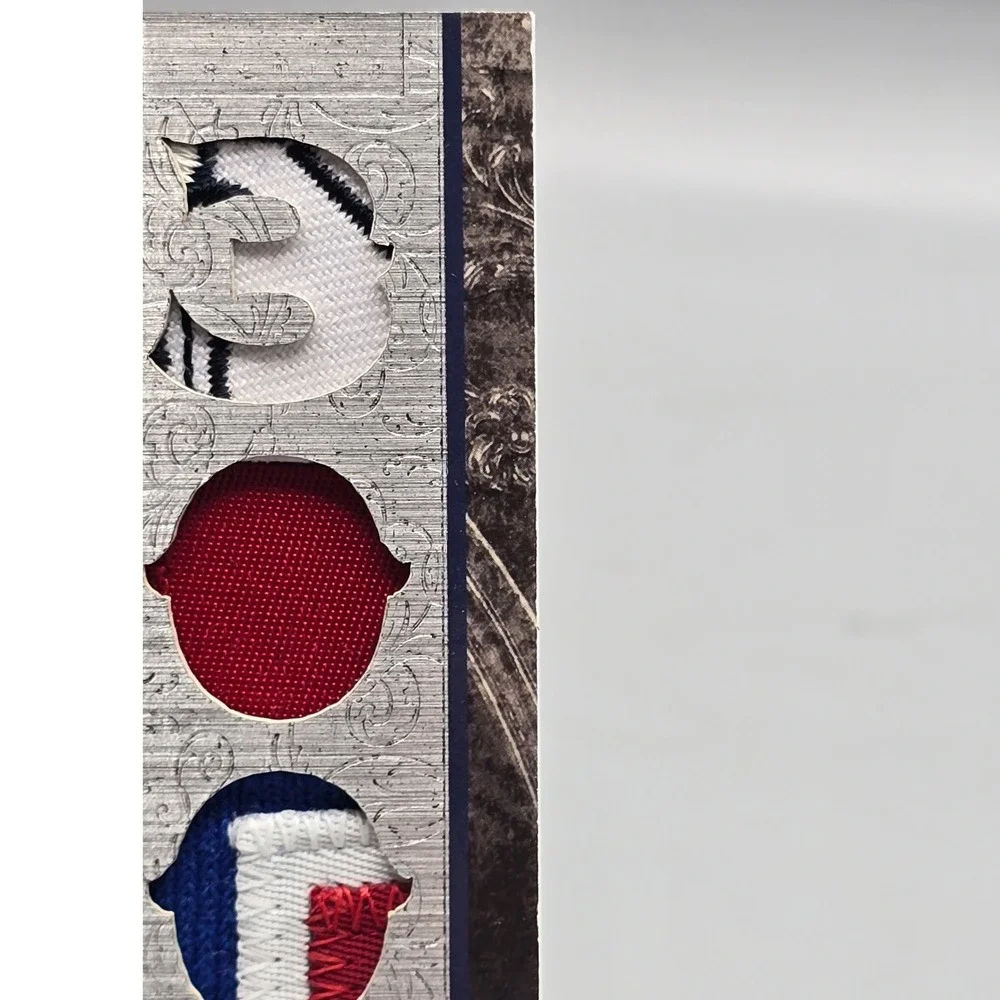 2007 Upper‎ Deck Premier Patches Greg Maddux Triple Relic Jersey 76/87 Padres